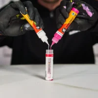 Molotow ONE4ALL Acryl Navulinkt Currant - 30 ml